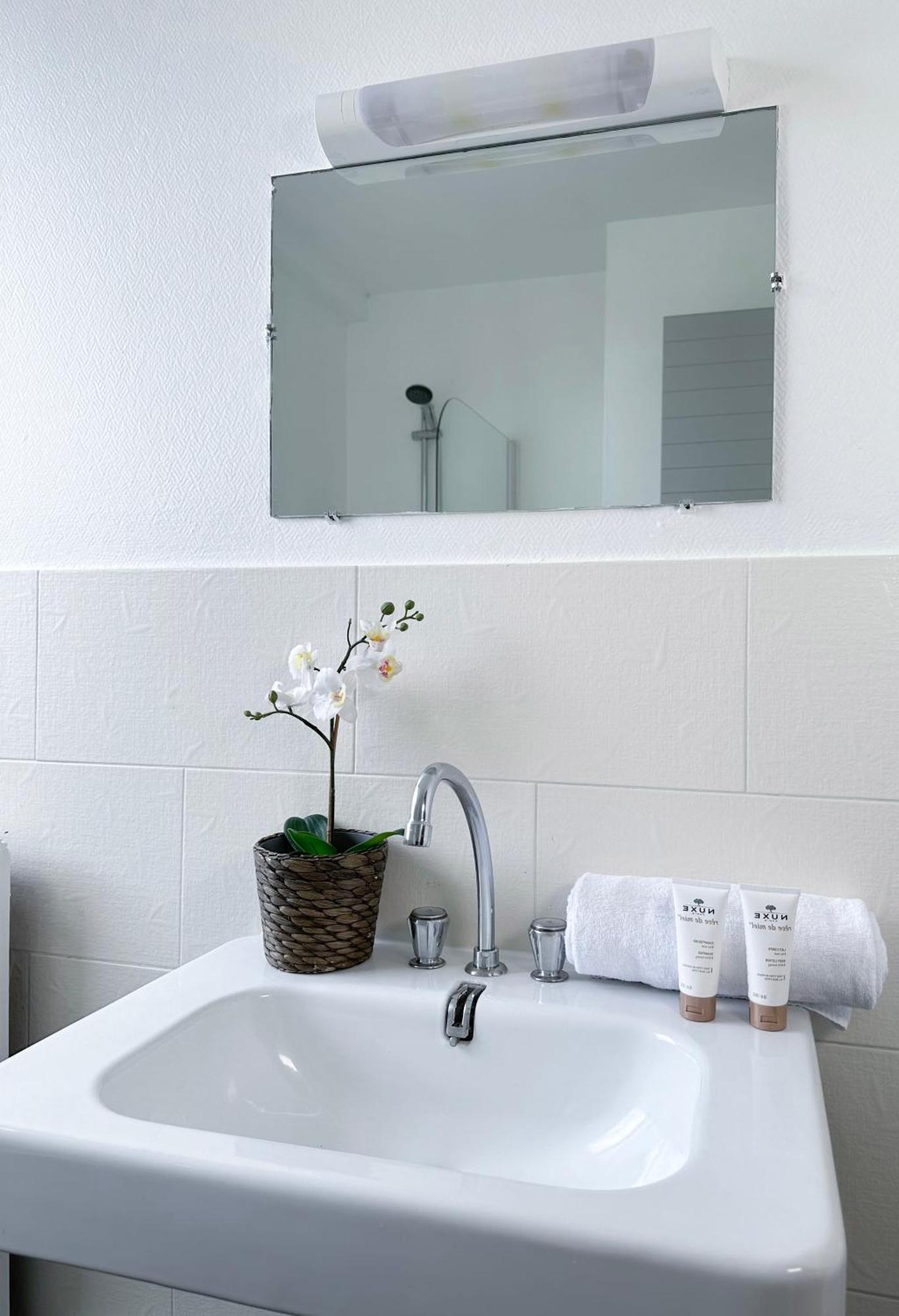 Spacious & Luxurious Flat In Montparnasse Paris Exteriör bild